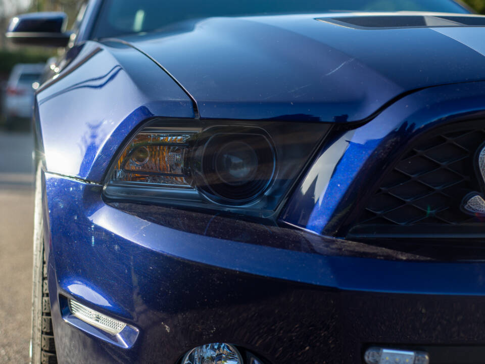 Image 27/99 of Ford Mustang Shelby GT 500 (2012)