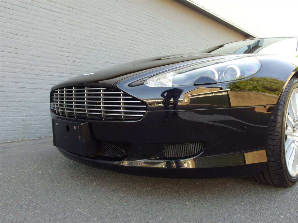 Bild 22/99 von Aston Martin DB 9 Volante (2006)