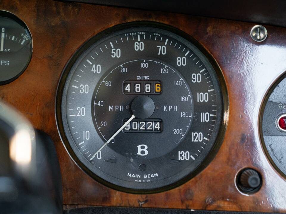 Image 49/50 of Bentley T 1 (1973)