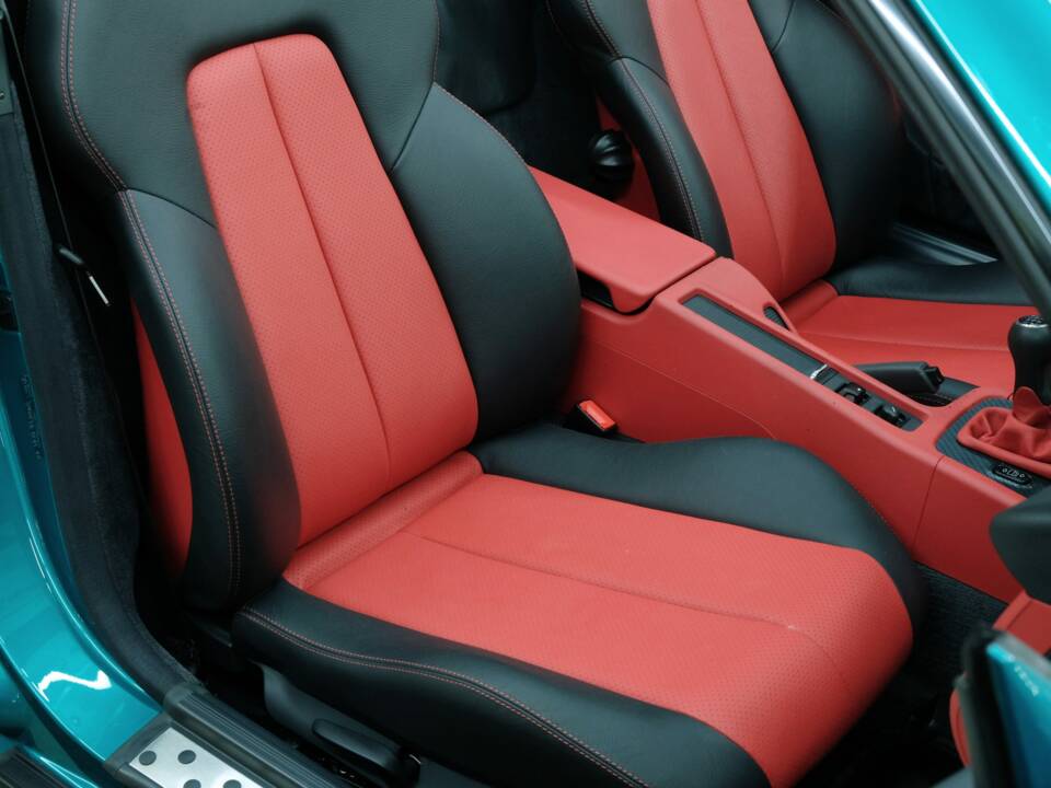 Immagine 34/50 di Mercedes-Benz SLK 230 Kompressor (1998)