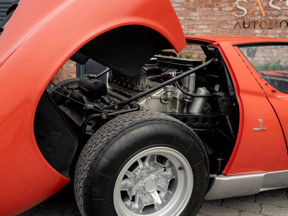 Bild 49/85 von Lamborghini Miura P 400 (1967)