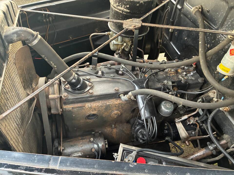 Immagine 18/18 di Oldsmobile 66 (1941)