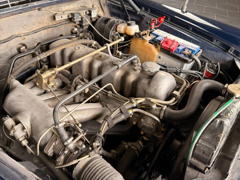 Afbeelding 25/32 van Mercedes-Benz 250 SE (1967)