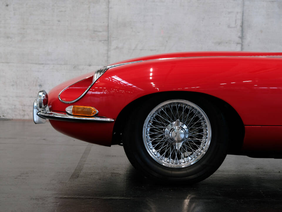 Bild 8/23 von Jaguar E-Type 4.2 (1967)