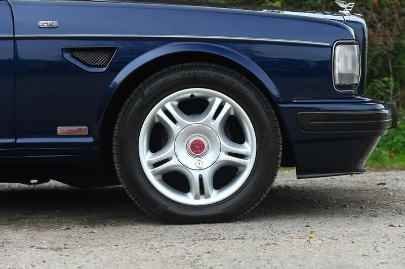 Bild 8/25 von Bentley Turbo R (1996)
