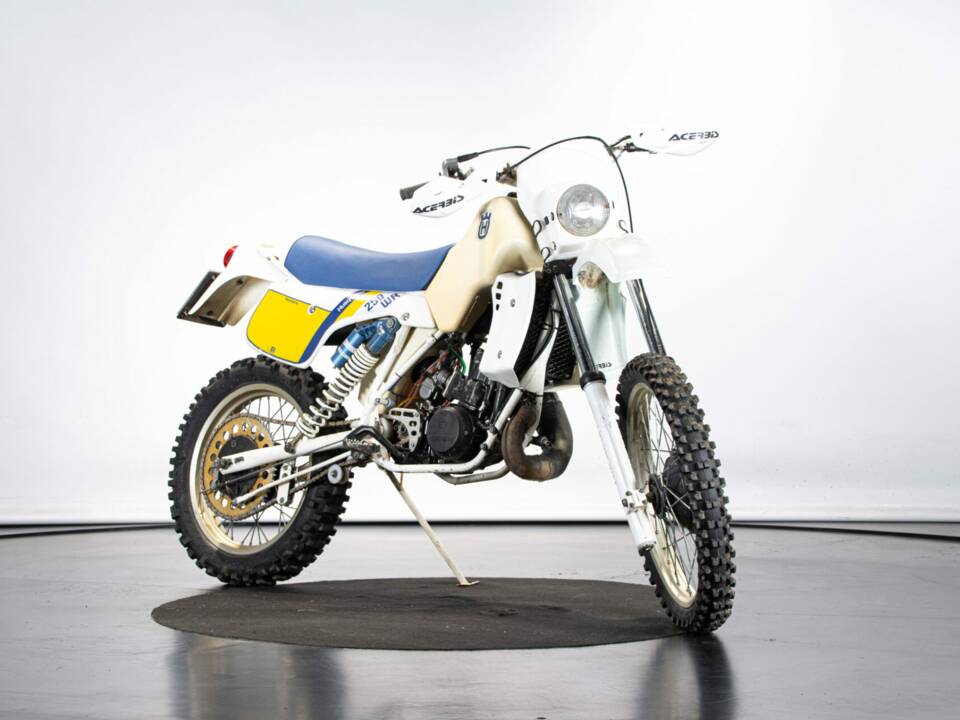 Image 6/50 of Husqvarna WR 250 (1985)