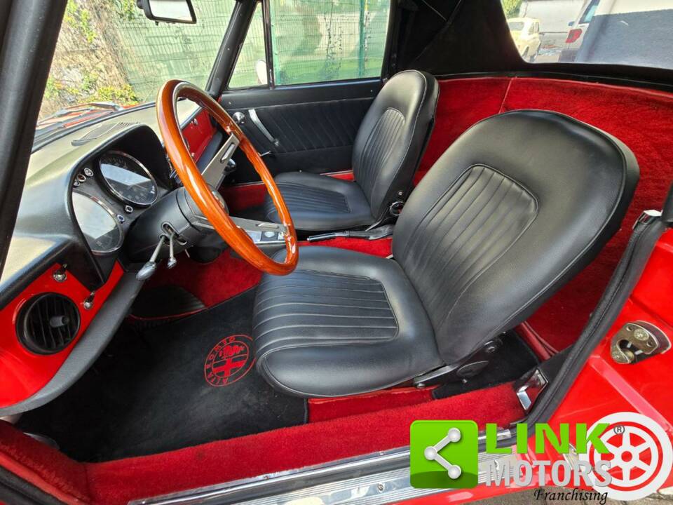 Imagen 10/10 de Alfa Romeo 1750 Spider Veloce (1969)