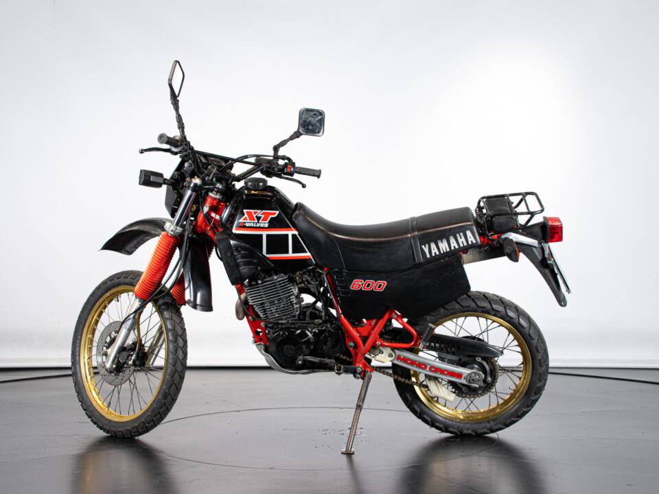 Bild 1/50 von Yamaha XT 600 E (1985)