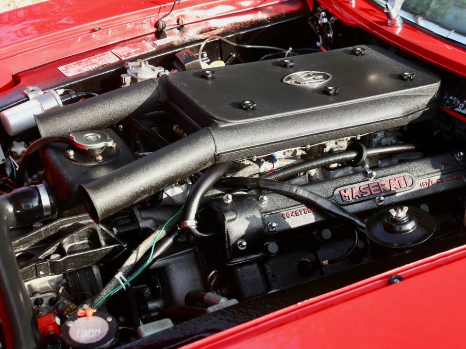 Image 4/50 de Maserati Indy 4700 (1971)