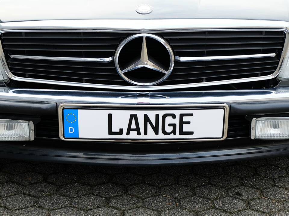 Immagine 29/43 di Mercedes-Benz 300 SL (1987)