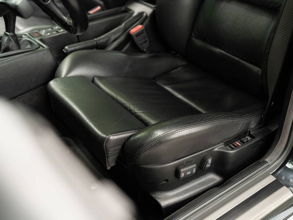 Bild 19/45 von BMW M5 (1992)