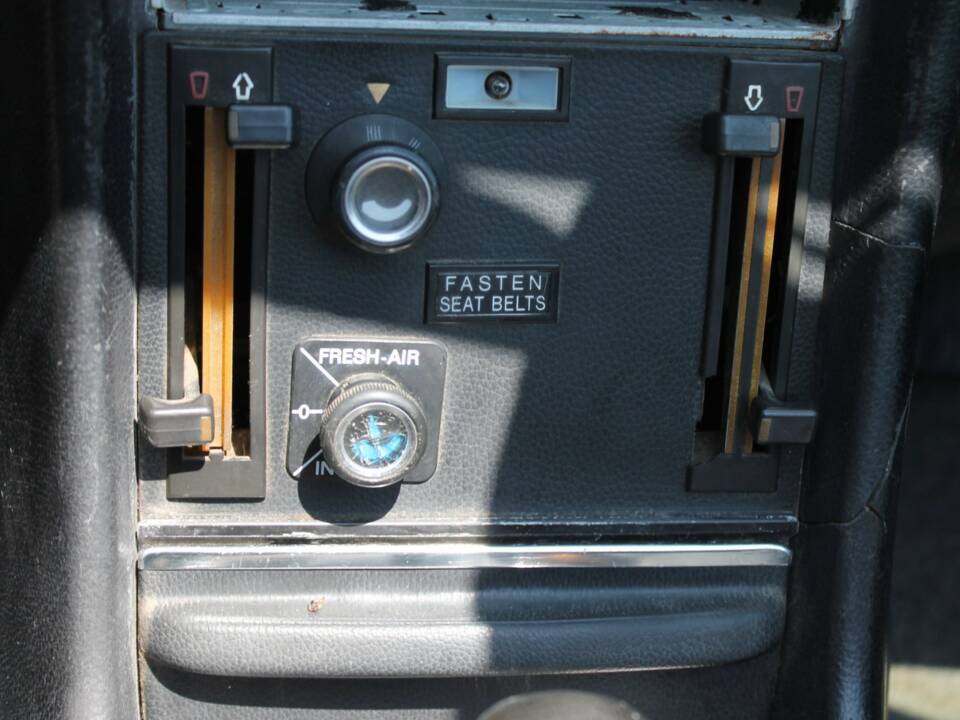 Image 13/23 of Mercedes-Benz 450 SL (1973)