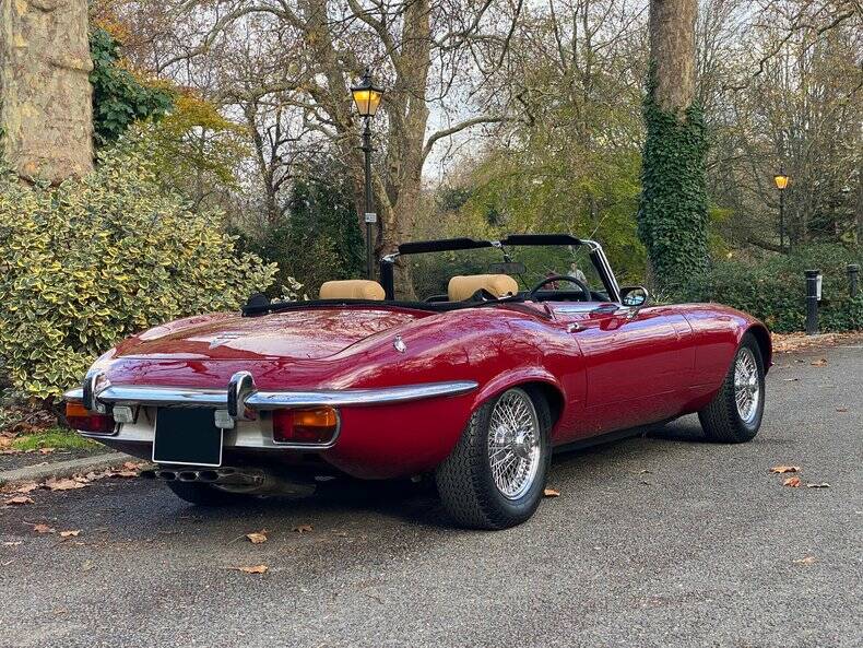 Immagine 32/50 di Jaguar E-Type V12 (1973)