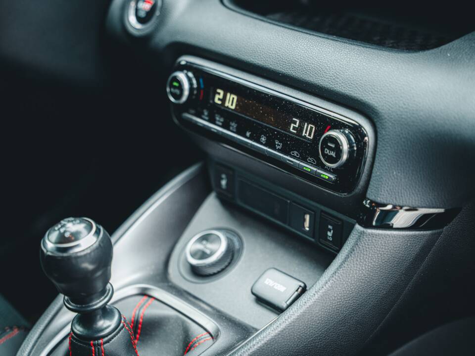 Imagen 18/75 de Toyota GR Yaris (2001)