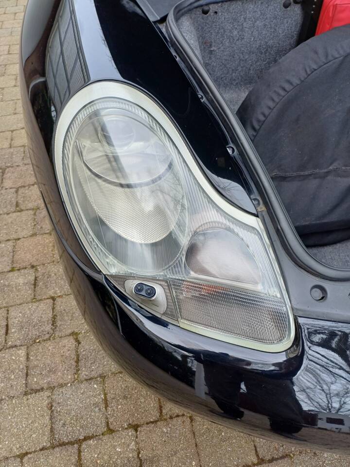 Image 58/82 of Porsche Boxster S (2000)