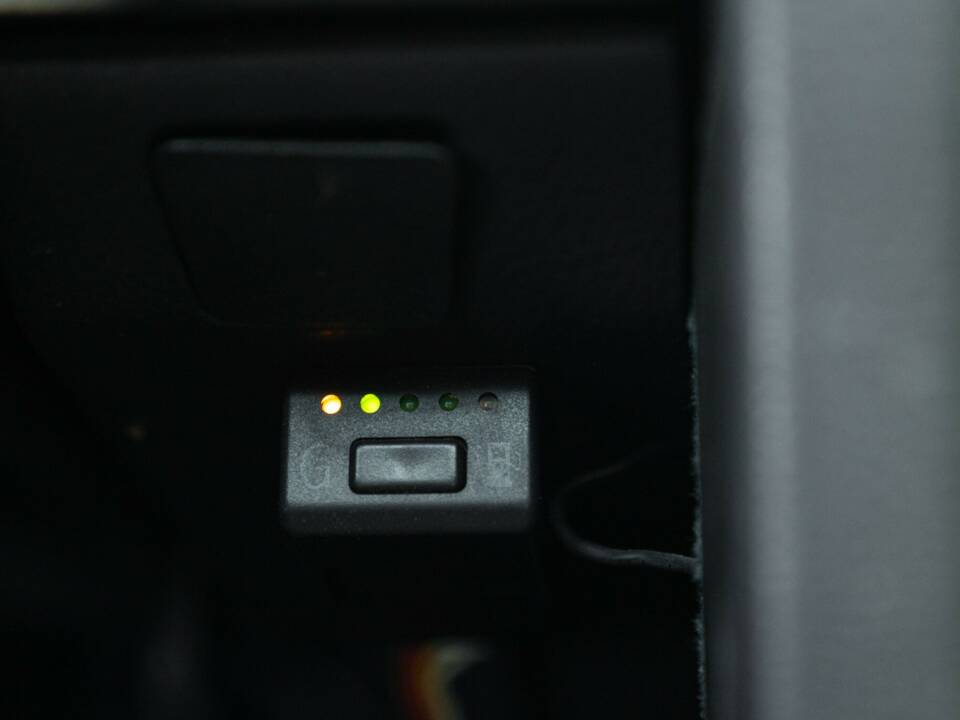 Image 35/50 of Alfa Romeo 164 2.0 (1990)