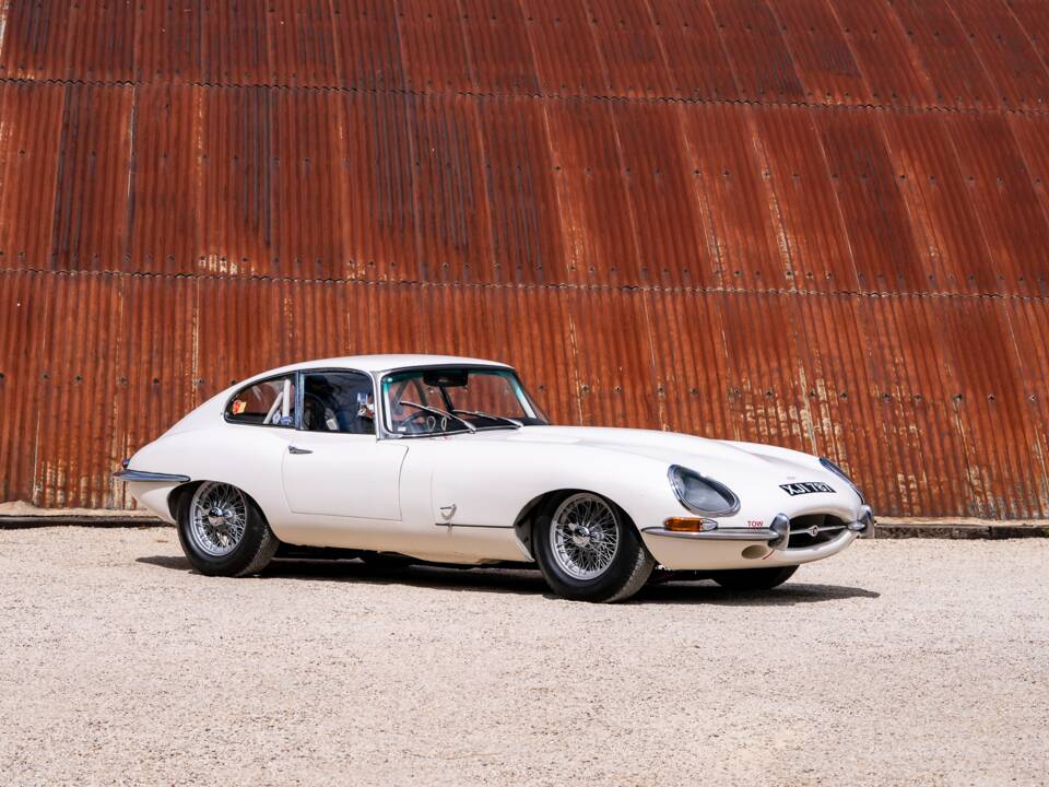 Afbeelding 11/46 van Jaguar E-Type 3.8 (1962)