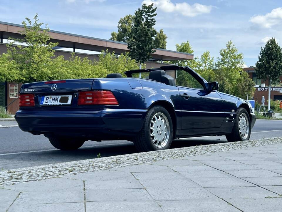 Image 5/8 of Mercedes-Benz SL 600 (1995)
