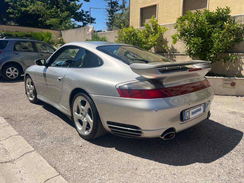 Image 8/39 of Porsche 911 Carrera 4S (2002)