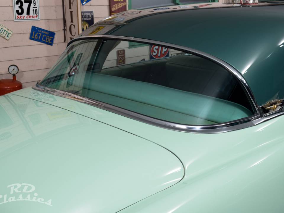 Image 16/50 of Imperial Custom Coupé (1954)