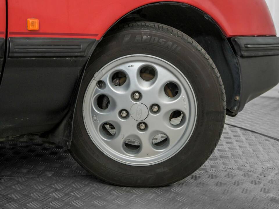 Afbeelding 46/50 van Ford Sierra 2.0 S (1987)