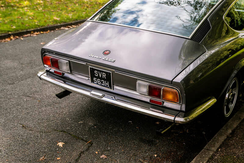 Image 26/50 of FIAT Dino 2400 Coupe (1970)