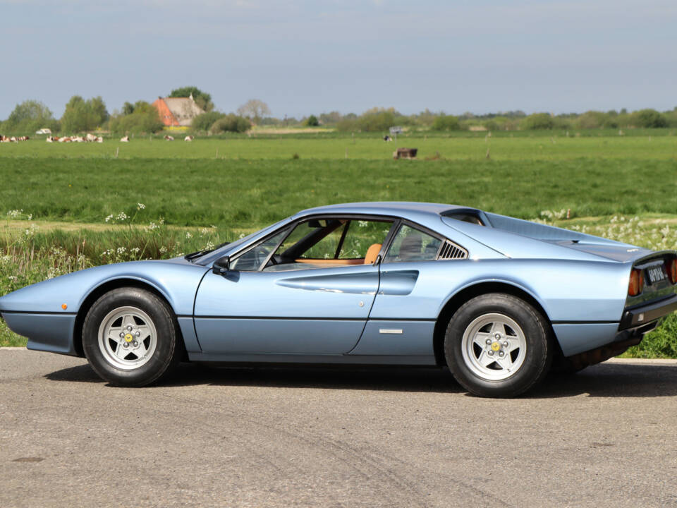 Image 10/50 of Ferrari 308 GTB (1976)
