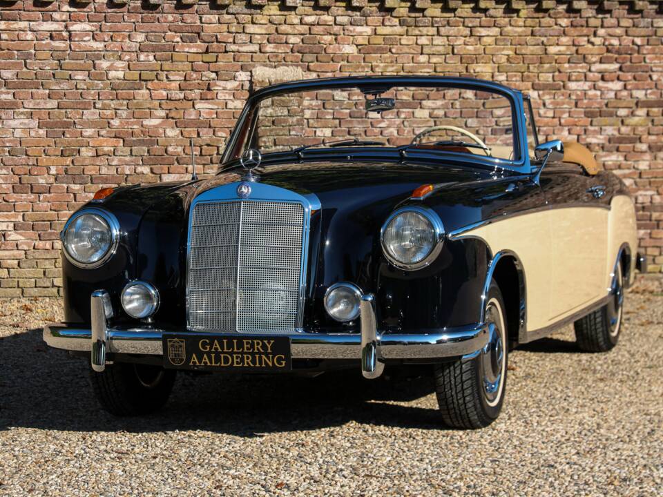 Imagen 17/50 de Mercedes-Benz 220 S Cabriolet (1956)