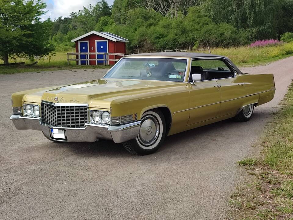 Imagen 2/25 de Cadillac Sedan DeVille (1970)