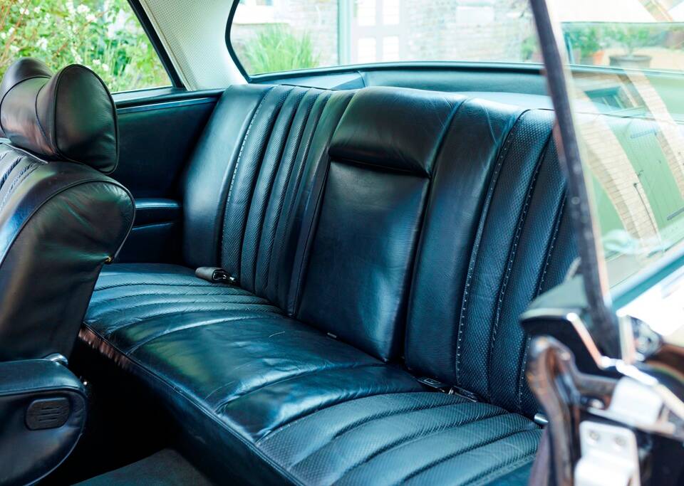 Image 176/188 of Mercedes-Benz 280 SE 3,5 (1971)