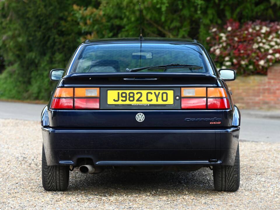 Bild 9/17 von Volkswagen Corrado G60 1.8 (1991)