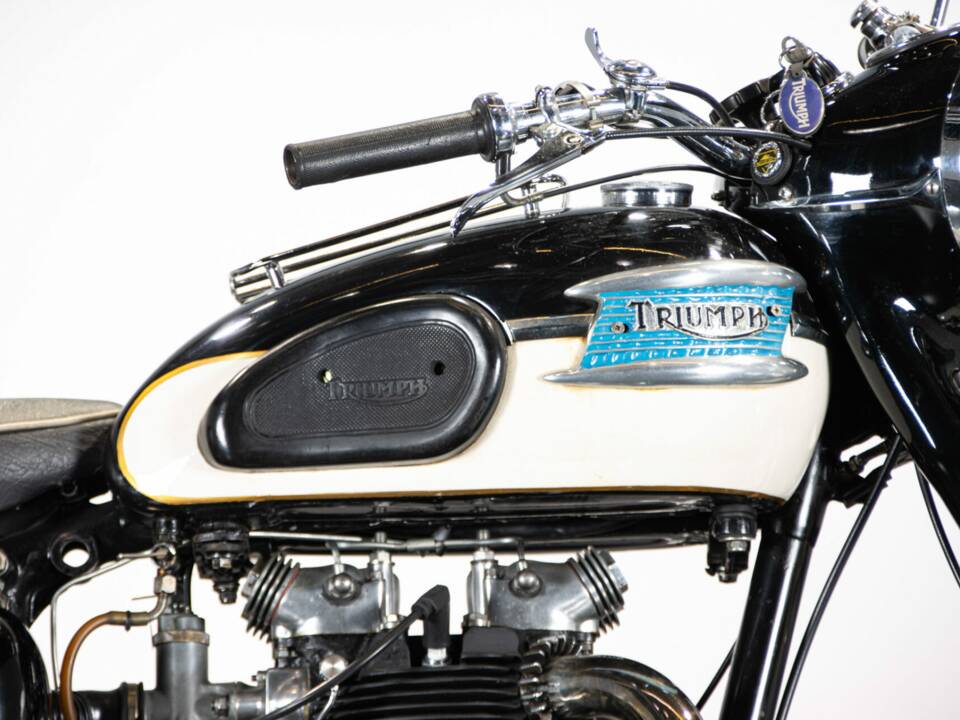 Image 28/50 of Triumph 6T Thunderbird (1959)