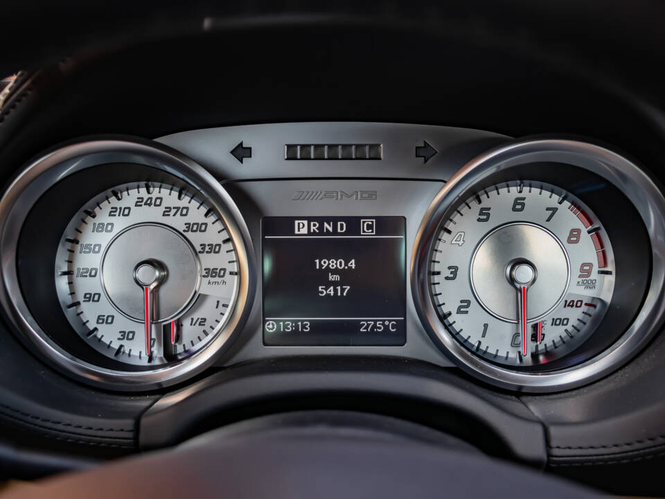 Afbeelding 28/50 van Mercedes-Benz SLS AMG Roadster (2013)