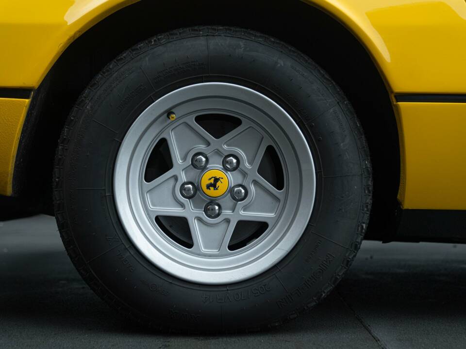 Immagine 20/50 di Ferrari 308 GTBi (1981)