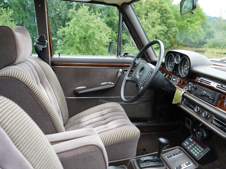Afbeelding 38/89 van Mercedes-Benz 300 SEL 6.3 (1972)