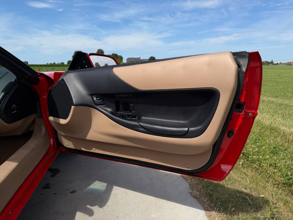 Imagen 30/43 de Chevrolet Corvette Convertible (1995)