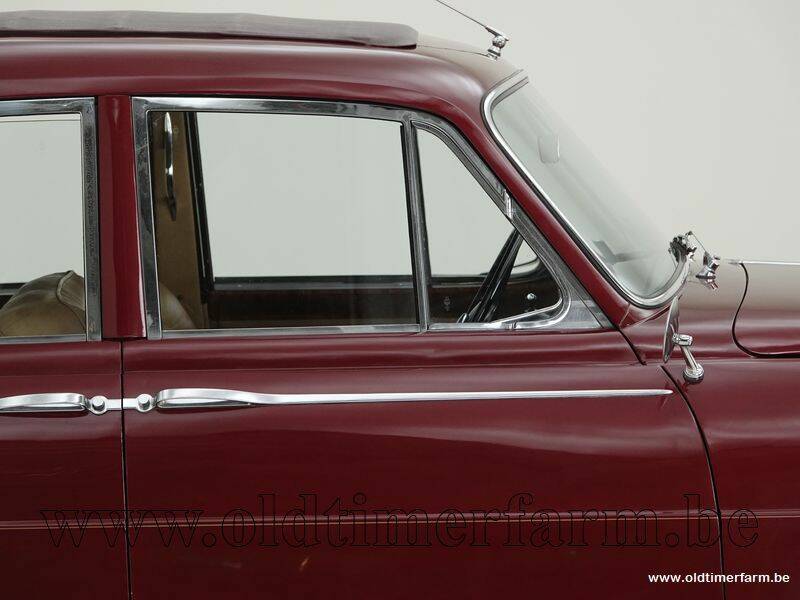 Image 13/15 de Bentley S1 Continental Mulliner (1958)