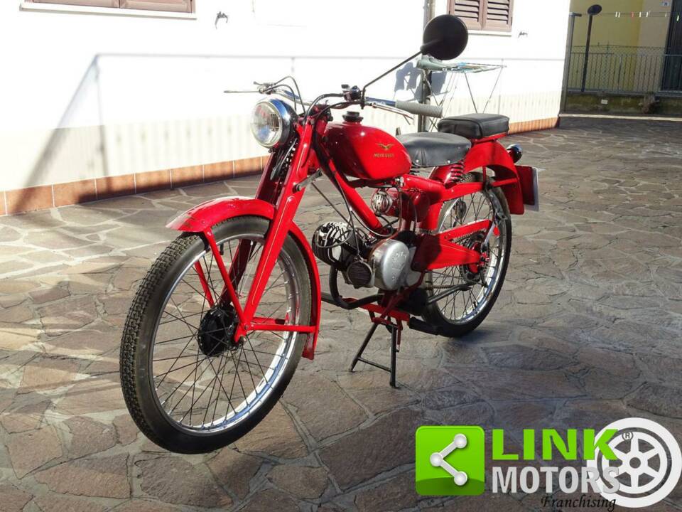 Image 5/10 of Moto Guzzi DUMMY (1956)