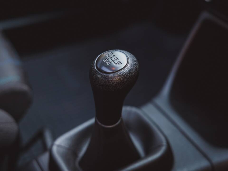Image 25/39 of Volkswagen Golf IV 1.8T GTI (1998)