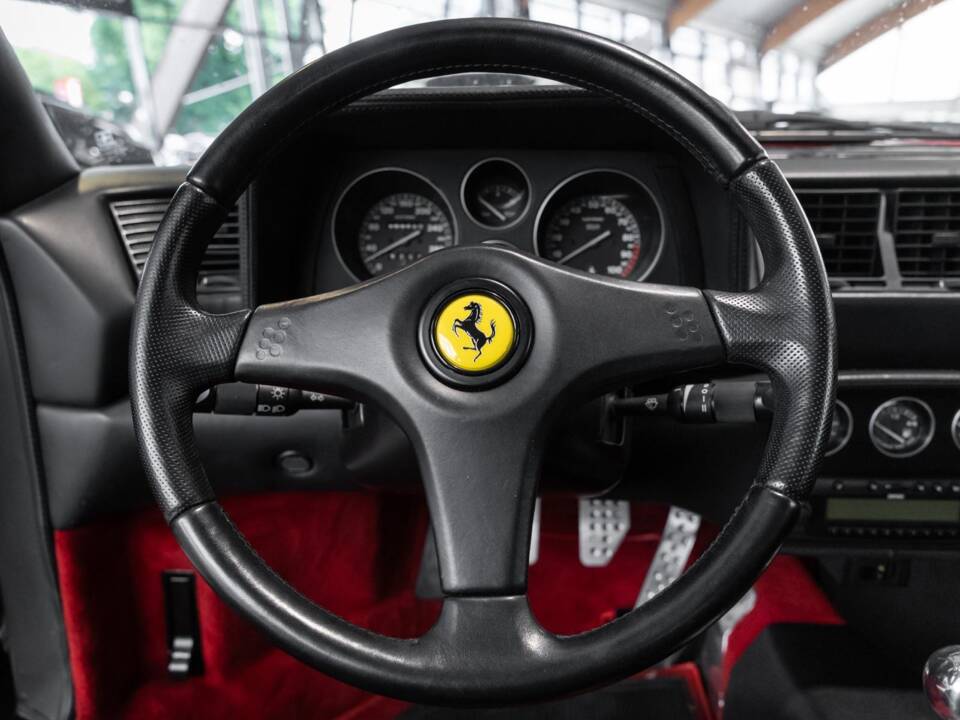 Afbeelding 17/24 van Ferrari F 355 Berlinetta (1994)