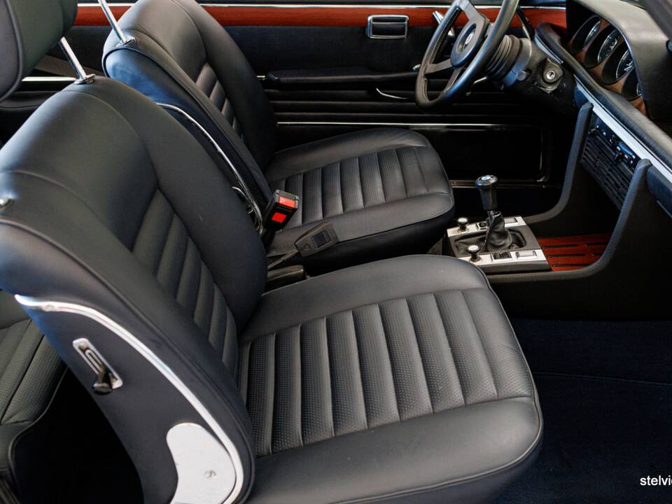 Bild 25/35 von BMW 3,0 CSi (1974)