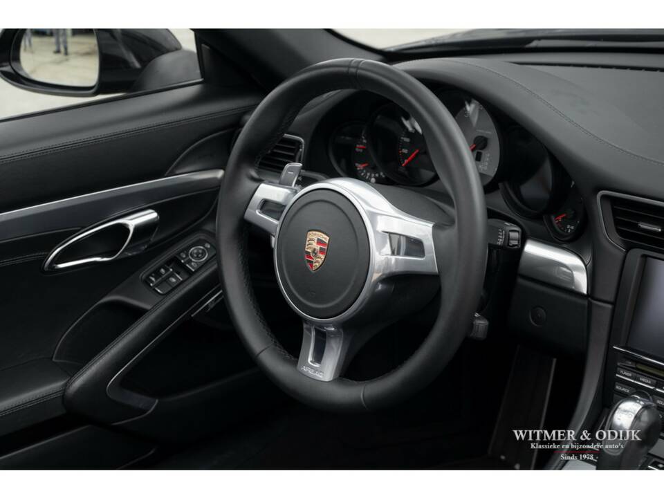 Image 16/28 de Porsche 911 Carrera S (2012)