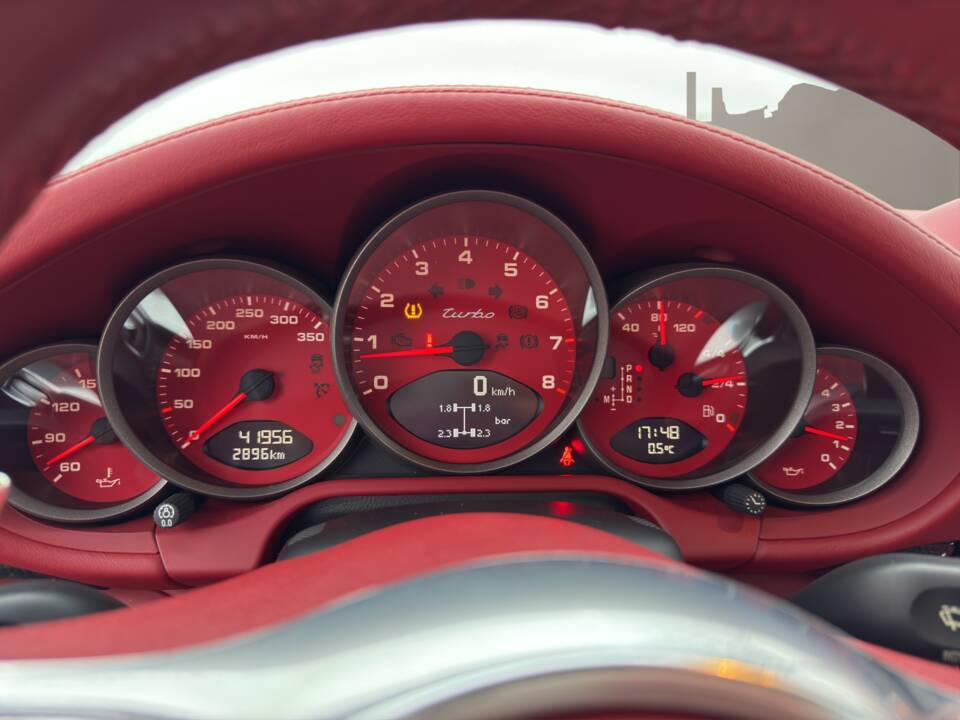 Bild 19/26 von Porsche 911 Turbo (2010)