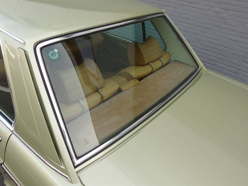 Image 47/95 de BMW 2500 (1977)