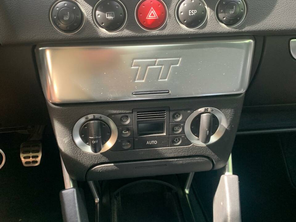 Image 55/72 of Audi TT 1.8 T (2000)