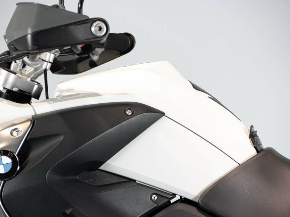 Image 23/50 of BMW DUMMY (2010)