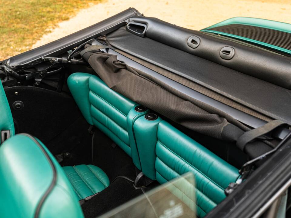 Bild 15/18 von Porsche 911 Carrera (WTL) (1992)