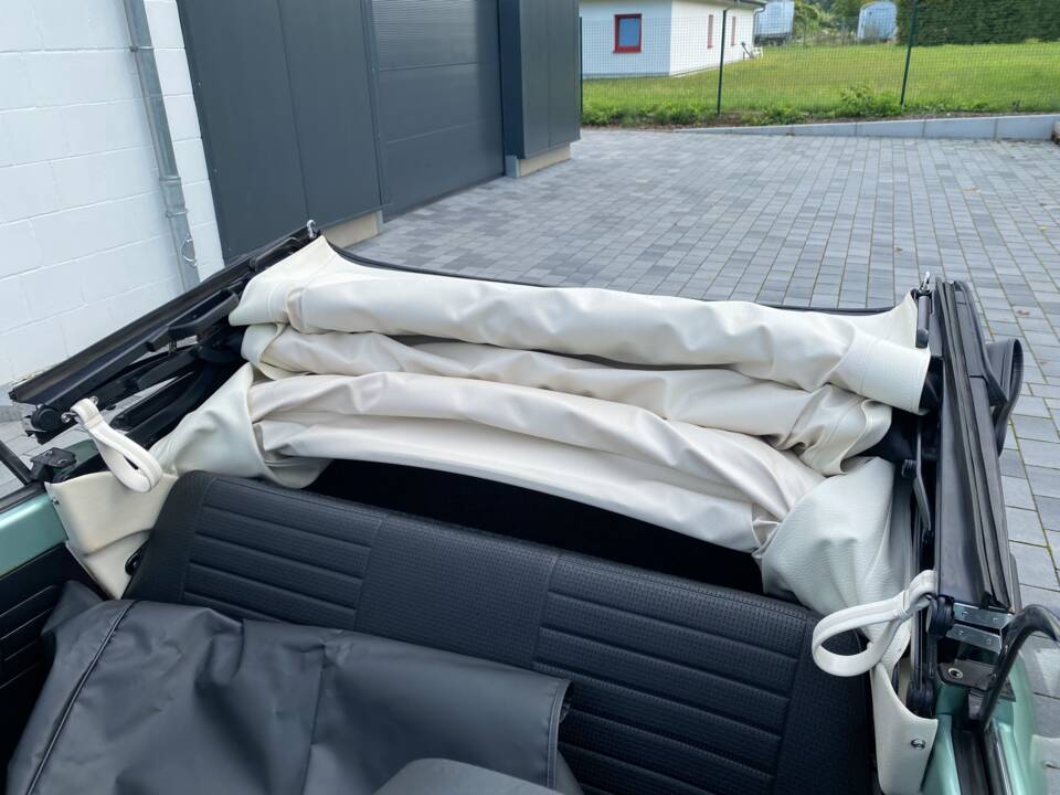 Image 34/96 of Volkswagen Beetle 1303 (1980)