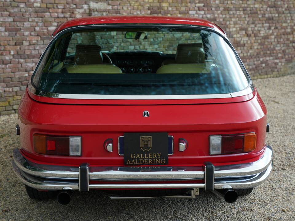 Immagine 6/50 di Jensen Interceptor MK III (1976)