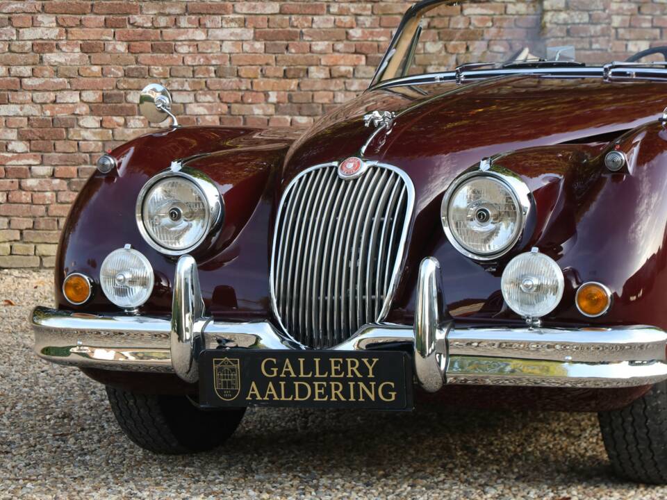 Immagine 27/50 di Jaguar XK 150 SE DHC (1958)